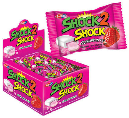 Shock strawberry 4g, kyslé žuvačky s náplňou s jahodovou príchuťou