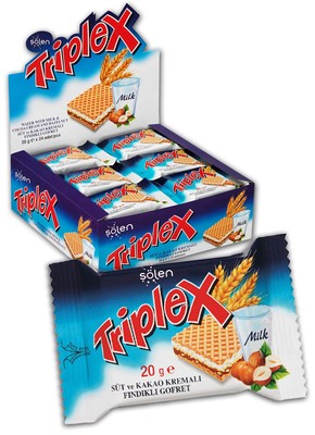 Triplex 20g, oblátky plnené mliečnym a kakaovým krémom, s drvenými lieskovými orieškami